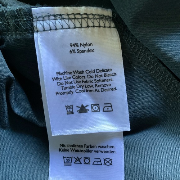 Eddie Bauer Men’s Navy Shorts - Picture 4 of 6